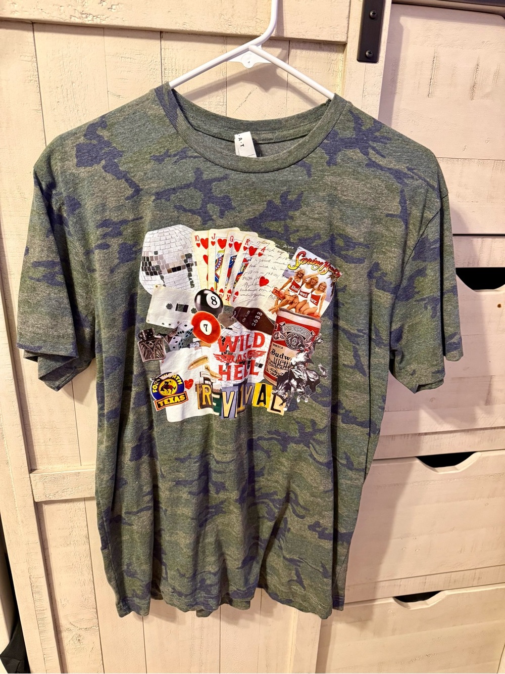 Boutique camo graphic T